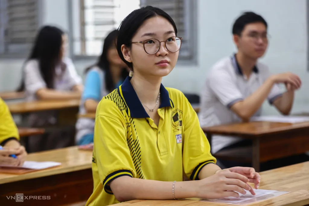 Thí sinh TP HCM thi tốt nghiệp THPT 2025. Ảnh: Quỳnh Trần