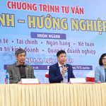Hoc-vien-Tai-chinh-voi-ngay-hoi-tu-van-tuyen-sinh-huong-nghiep-nam-2019-tai-tinh-Nghe-An 5